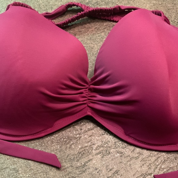 Shade & Shore bikini top. - Picture 2 of 9